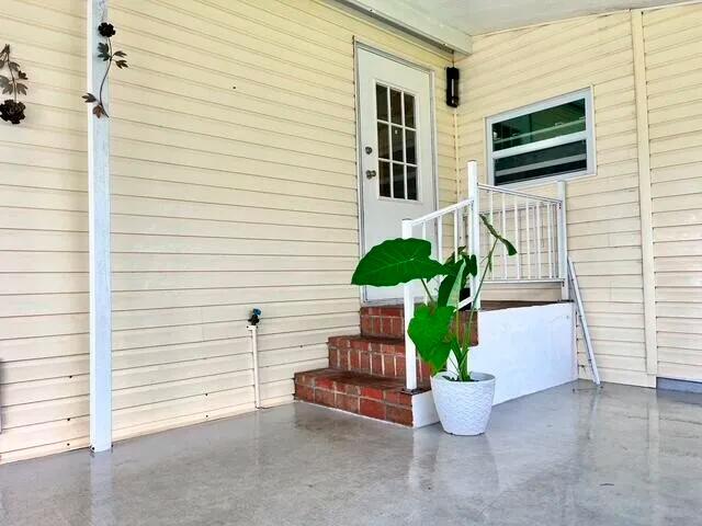 5 of 34 - 6157 Seashore Dr, #106, Lake Worth, FL