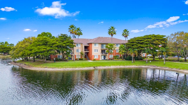1 of 41 - 4187 N Haverhill Road #505, West Palm Beach, FL