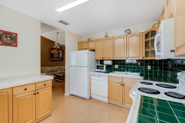 5 of 28 - 5721 Bennington Way, Lake Worth, FL