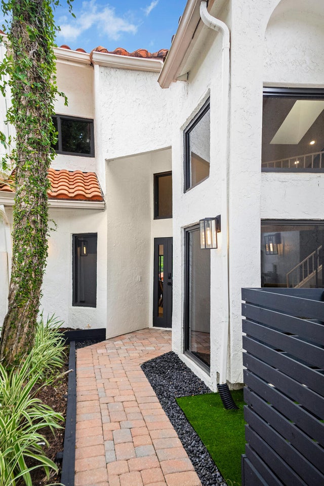 4 of 61 - 2435 Windsor Way Court, Wellington, FL