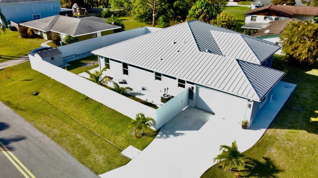 1 of 56 - 2092 Sw Airoso Boulevard, Port Saint Lucie, FL