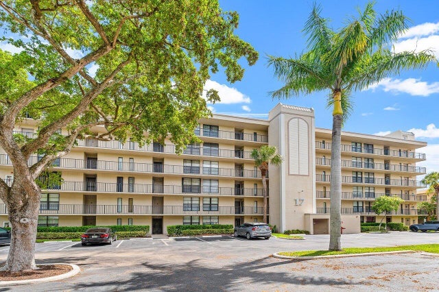 3 of 48 - 17 Royal Palm Way #1050, Boca Raton, FL
