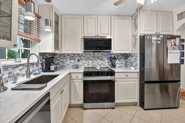4 of 55 - 769 Jeffery Street #2-203, Boca Raton, FL