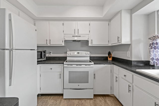 3 of 42 - 3154 Meridian Way S #11, Palm Beach Gardens, FL