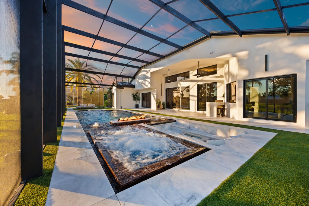 10290 Silver Lake Dr, Boca Raton