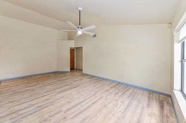 4 of 32 - 5914 Se Wilsie Drive, Stuart, FL