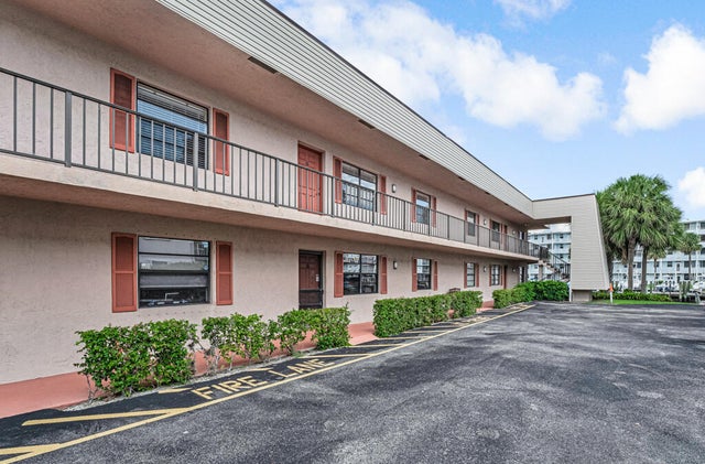 2 of 25 - 135 Shore Court #203, North Palm Beach, FL