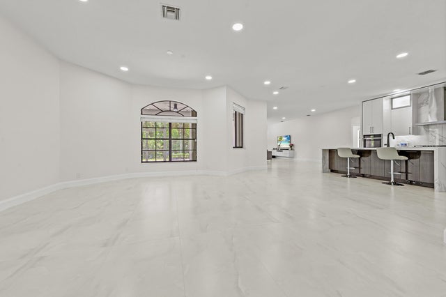 5 of 50 - 15922 83rd Lane N, Loxahatchee, FL