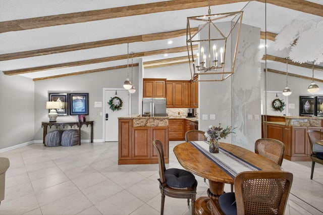 5 of 42 - 1100 Duncan Circle #204, Palm Beach Gardens, FL