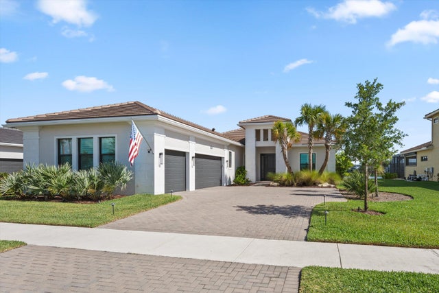2 of 80 - 15623 Cresswind Place, Westlake, FL