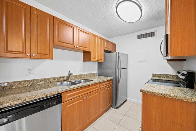 2 of 12 - 639 Executive Center Drive #o-105, West Palm Beach, FL