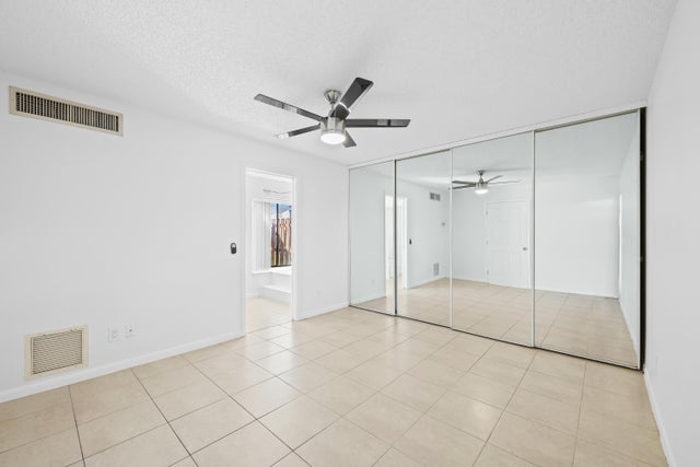 4 of 12 - 639 Executive Center Drive #o-105, West Palm Beach, FL