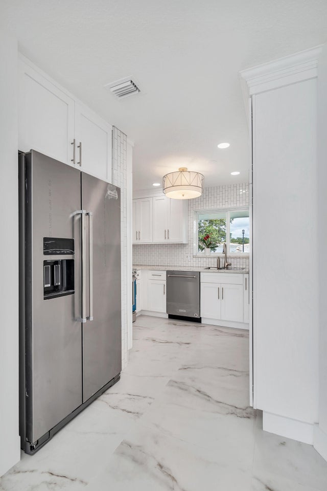 5 of 23 - 331 Tequesta Drive #223, Tequesta, FL