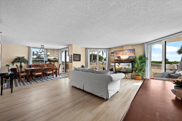 2 of 25 - 176 Helios Drive #106, Jupiter, FL
