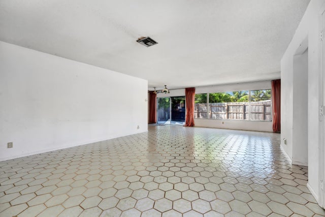 4 of 20 - 625 Linnet Circle, Delray Beach, FL