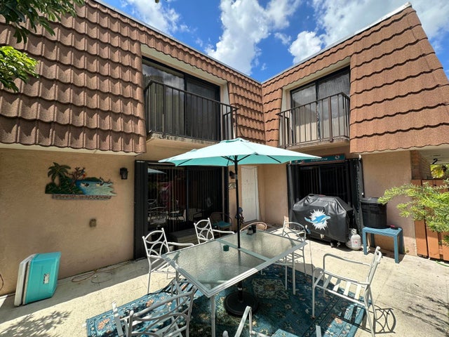 5 of 30 - 246 Charter Way, West Palm Beach, FL