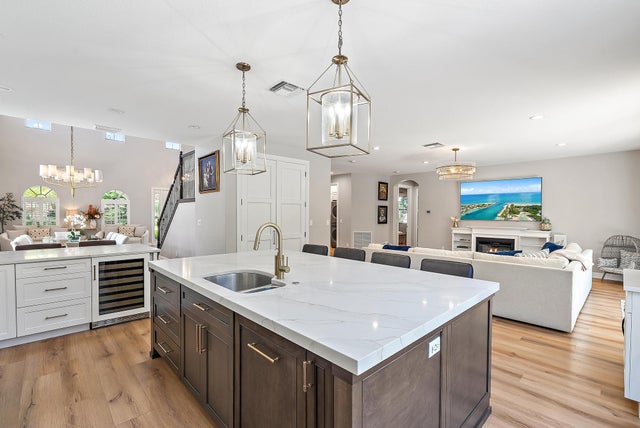 5 of 33 - 111 Manor Circle, Jupiter, FL