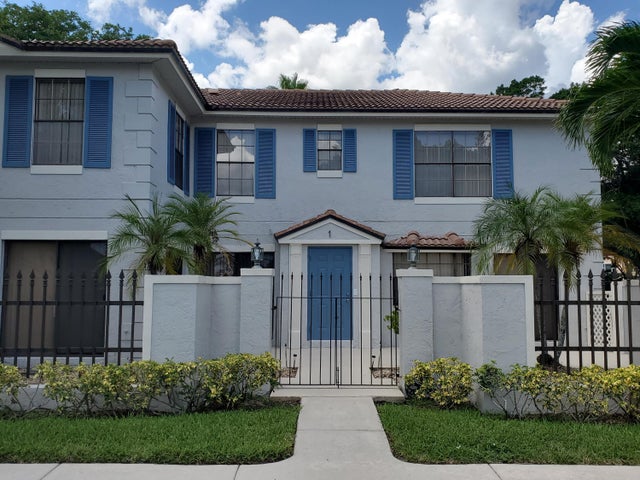 1 of 17 - 387 Prestwick Lane ##1, Palm Beach Gardens, FL