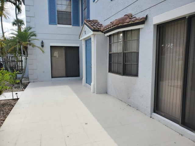 2 of 17 - 387 Prestwick Lane ##1, Palm Beach Gardens, FL