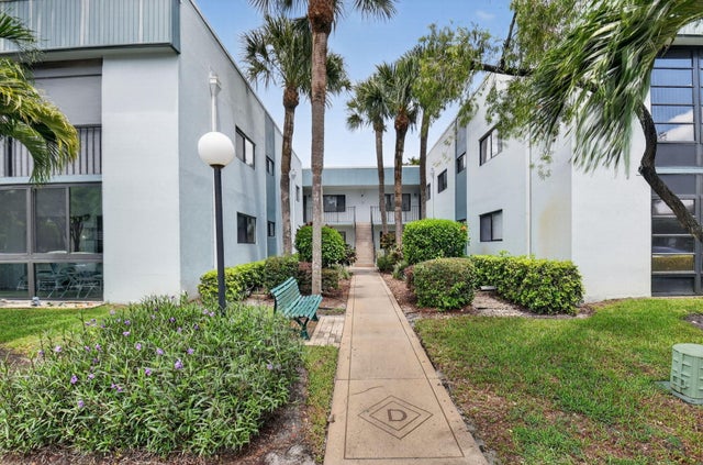 1 of 71 - 15072 Ashland Place #136, Delray Beach, FL