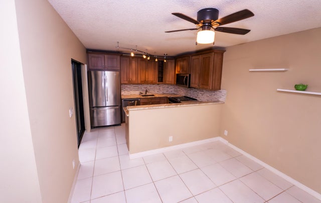 5 of 18 - 2880 Waterford Drive S #11, Deerfield Beach, FL