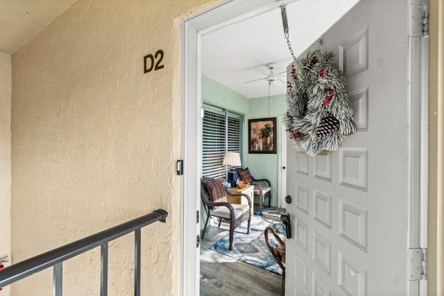 4 of 27 - 414 Pine Glen Lane #d-2, Greenacres, FL
