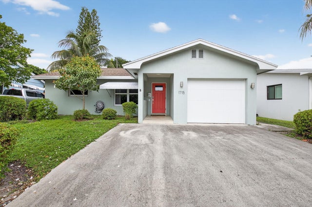 2 of 31 - 1715 N K Street, Lake Worth Beach, FL