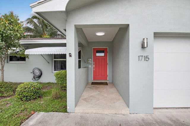 5 of 31 - 1715 N K Street, Lake Worth Beach, FL