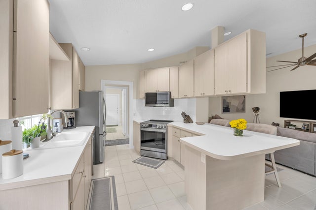 5 of 31 - 233 Brier Circle, Jupiter, FL