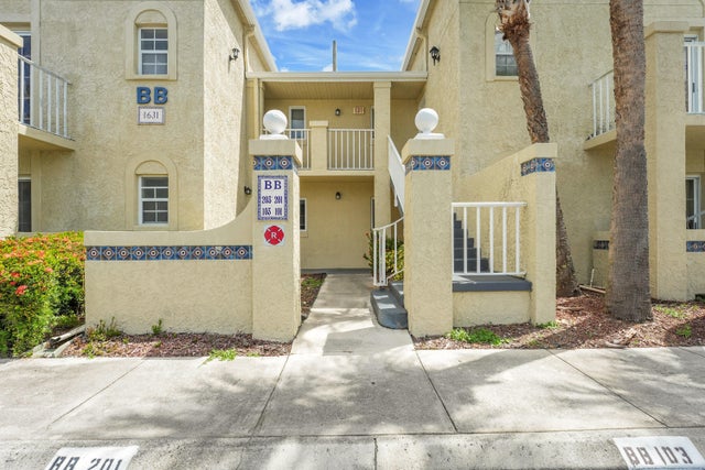 1 of 26 - 1631 Se Green Acres Circle Se #bb-203, Port Saint Lucie, FL