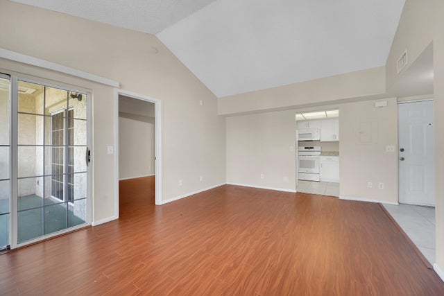 5 of 26 - 1631 Se Green Acres Circle Se #bb-203, Port Saint Lucie, FL