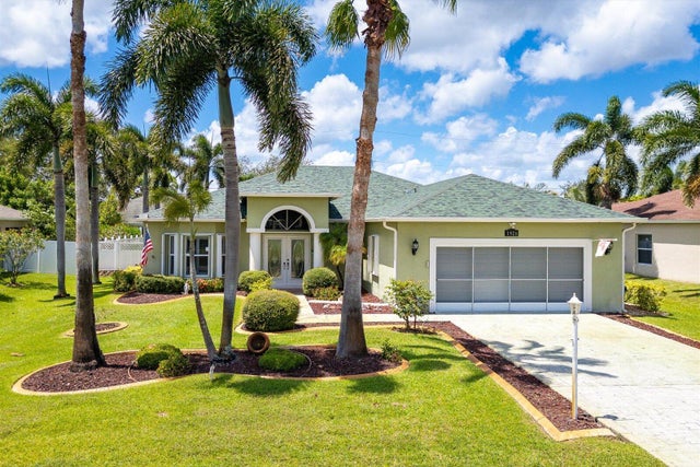 2 of 32 - 1926 Sw Logan Street, Port Saint Lucie, FL