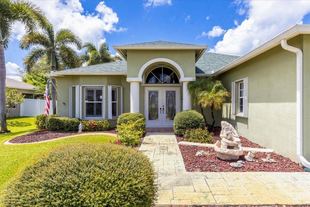 3 of 32 - 1926 Sw Logan Street, Port Saint Lucie, FL