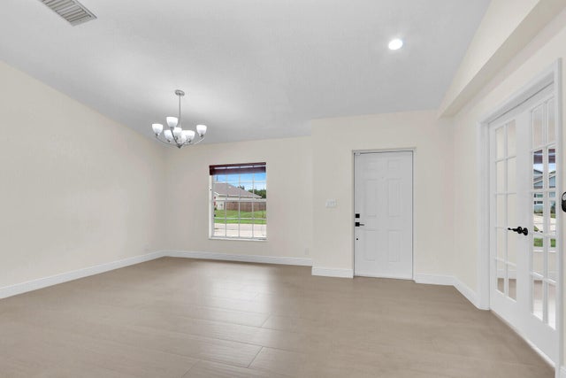 5 of 37 - 183 Sw Ladybug Drive, Port Saint Lucie, FL