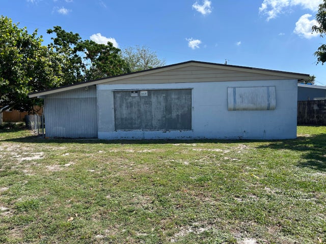 3 of 5 - 4181 Winchester Lane, West Palm Beach, FL