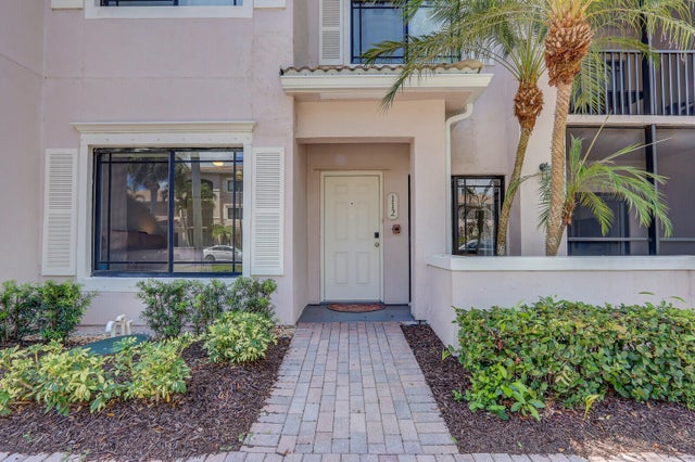 3 of 36 - 2803 Sarento Place #112, Palm Beach Gardens, FL