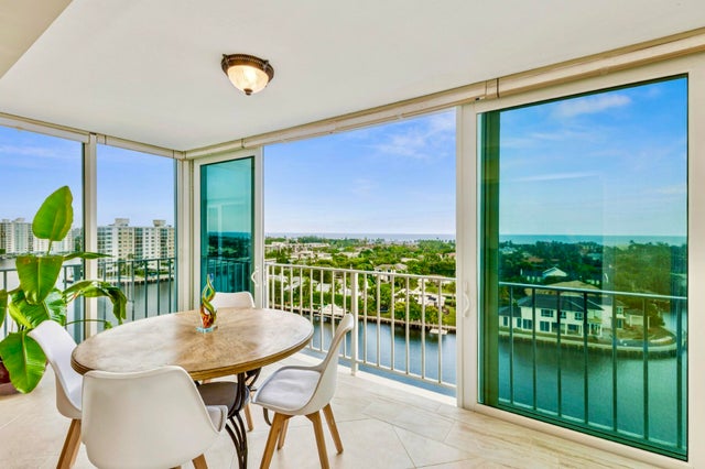 4 of 27 - 555 Se 6th Avenue #11d, Delray Beach, FL