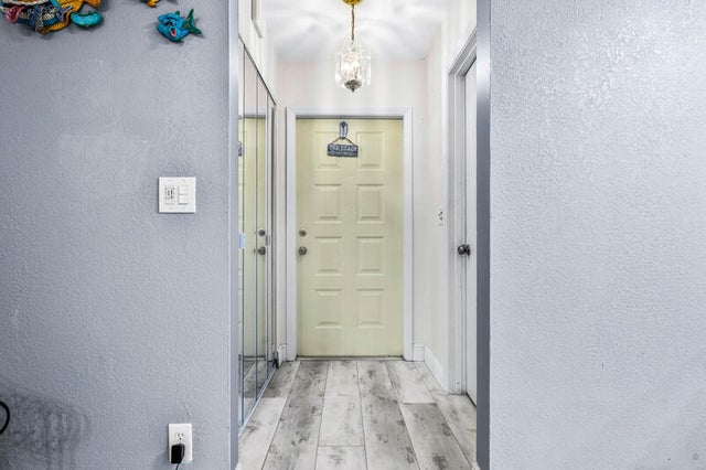 4 of 17 - 2503 Waterview Circle, Palm Springs, FL