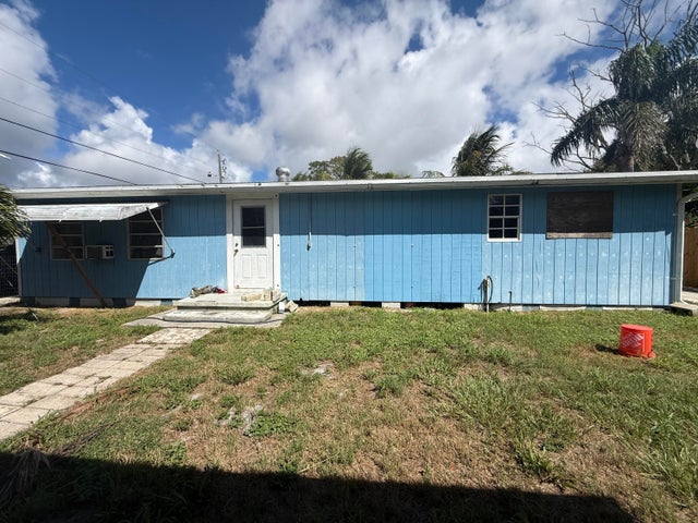 3 of 20 - 3752 Se Lincoln Street, Stuart, FL