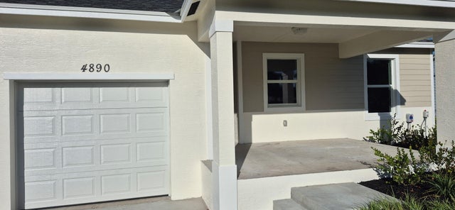2 of 8 - 4890 Se Jack Avenue, Stuart, FL