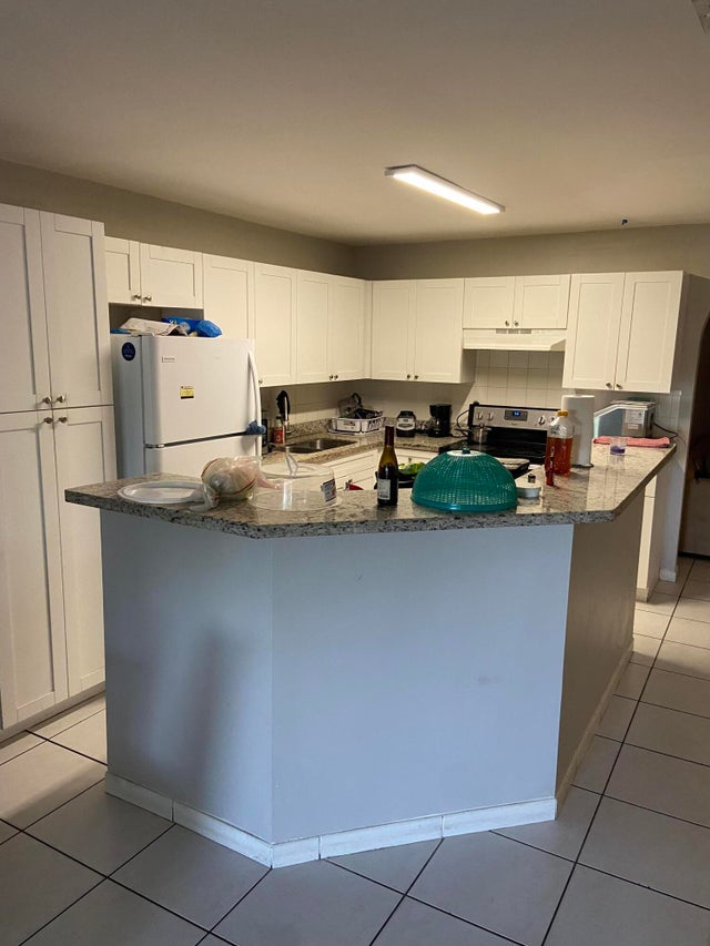 4 of 10 - 4900 Pimlico Court, West Palm Beach, FL