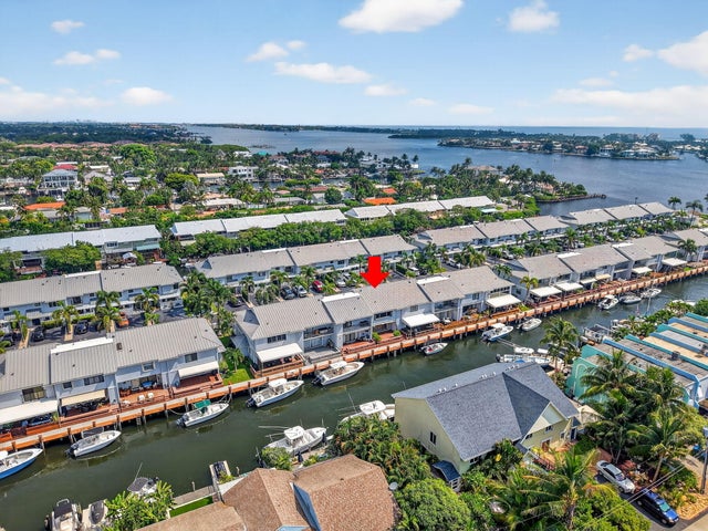 2 of 49 - 718 Ne 12th Terrace #4, Boynton Beach, FL