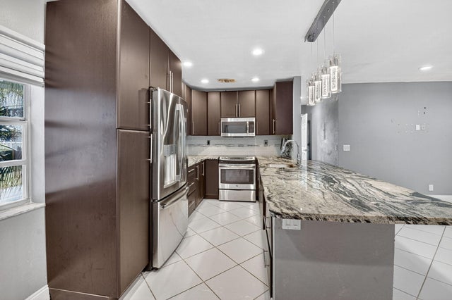 5 of 44 - 624 Flanders M, Delray Beach, FL