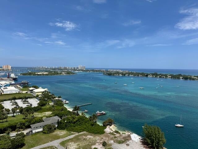 1 of 39 - 5600 N Flagler Drive #2701, West Palm Beach, FL