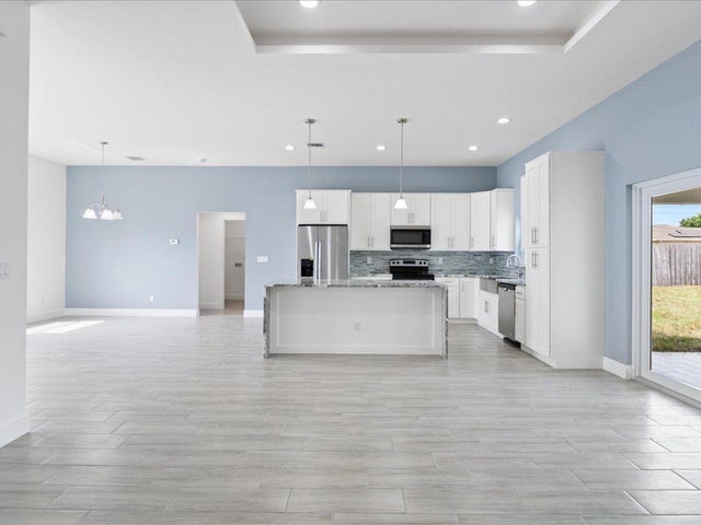 4 of 8 - 5806 Tangelo Drive, Fort Pierce, FL