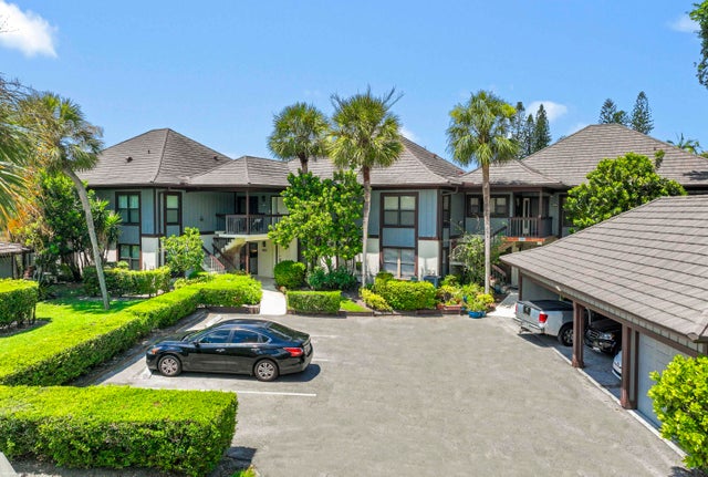 3 of 43 - 13329 Polo Club Road #105, Wellington, FL