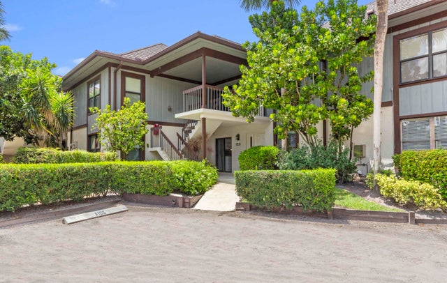 5 of 43 - 13329 Polo Club Road #105, Wellington, FL