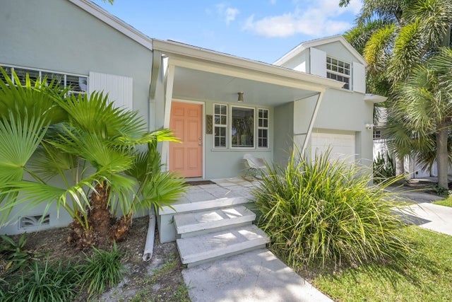 2 of 40 - 1117 S Palmway, Lake Worth Beach, FL