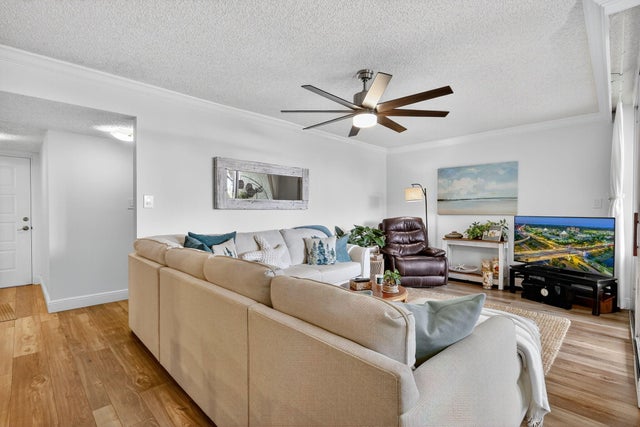 3 of 38 - 1915 Lavers Circle #e207, Delray Beach, FL