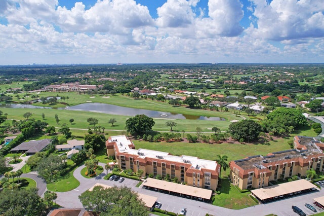4 of 42 - 5350 Woodland Lakes Drive #111, Palm Beach Gardens, FL